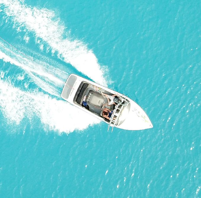 Czarter Łodzi Motorowych