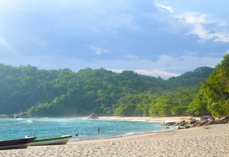 Aluguel barcos em Paraty